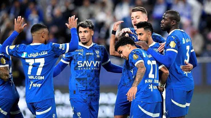 الهلال يهزّ السوبر السعودي برفض المشاركة في هونج كونج